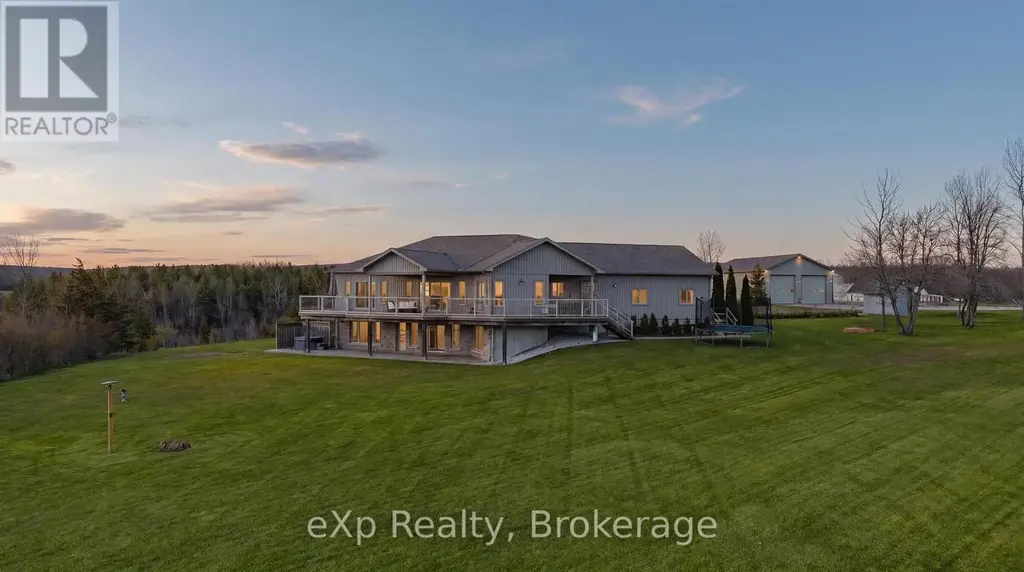 138430 112 Grey Road, Meaford